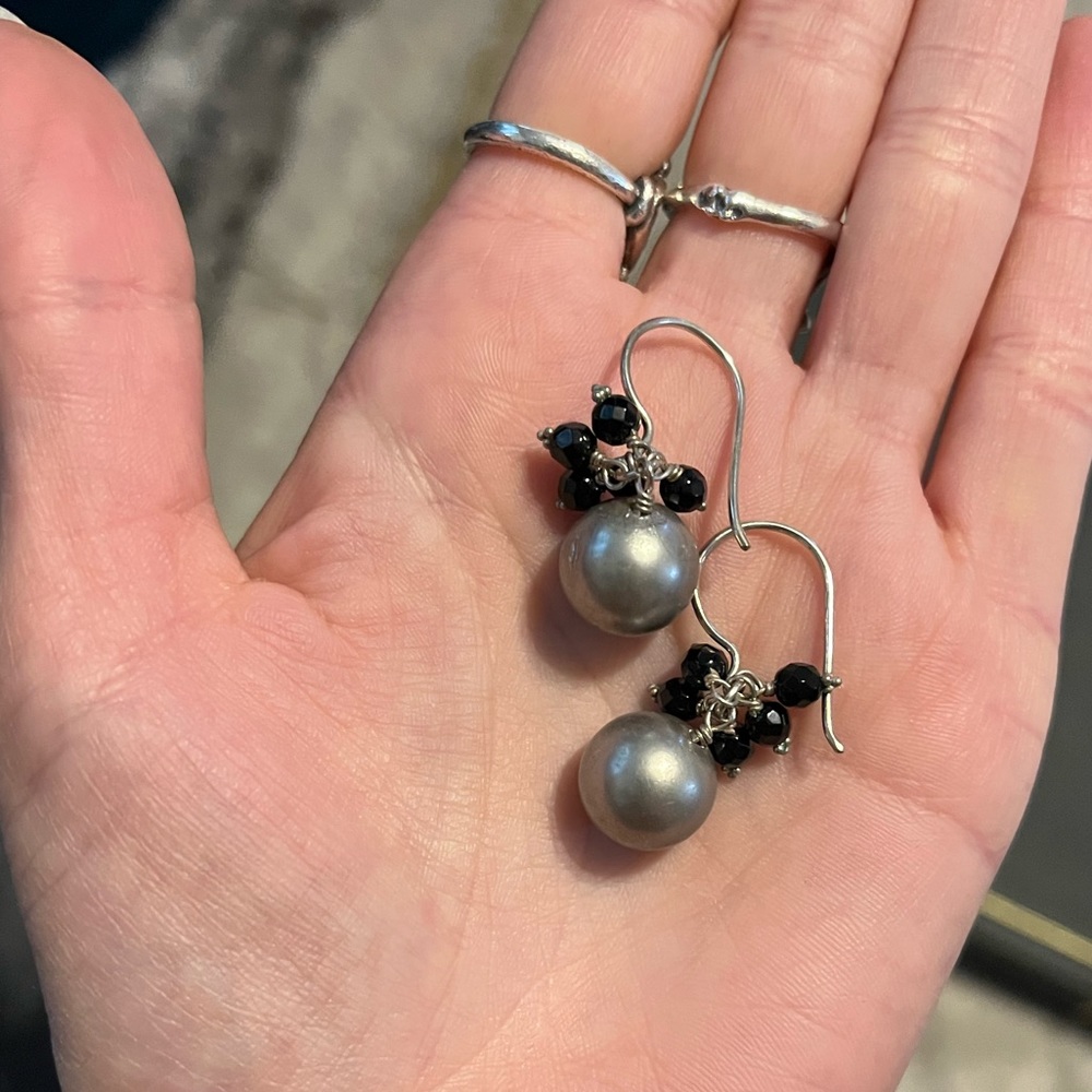 Cute Dangle Earrings - image 1